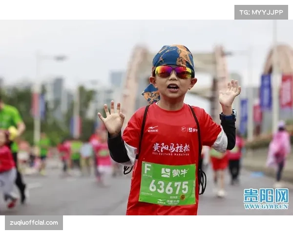 通讯:“共同奔跑”——曼联基金会马拉松慈善活动纪实 通讯:“共同奔跑”——曼联基金会马拉松慈善活动纪实