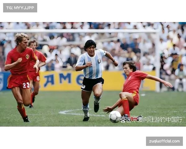 评论：现代足球对“肋部渗透”的过度依赖是否导致了传统下底传中的没落？